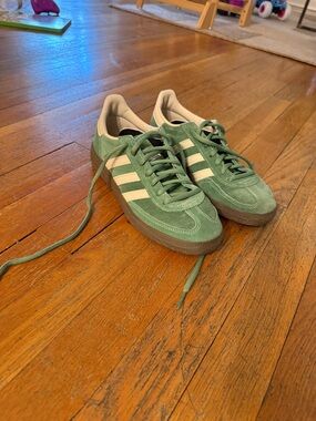 Adidas Spezial Sneakers